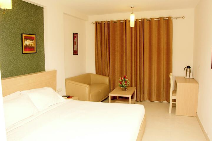 Room 15 of 23