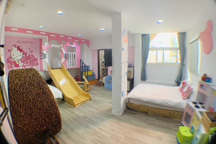 Room 7 of 40