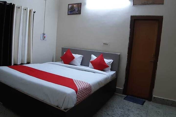 Room 6 of 43