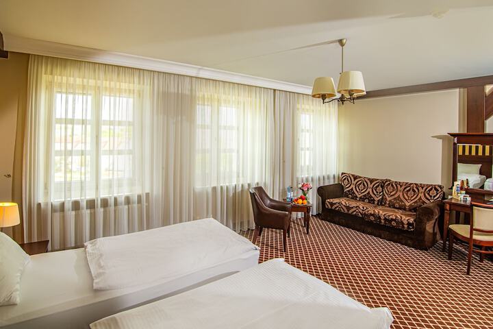 Room 10 of 58