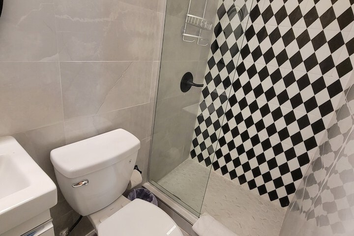 Room 28 of 55