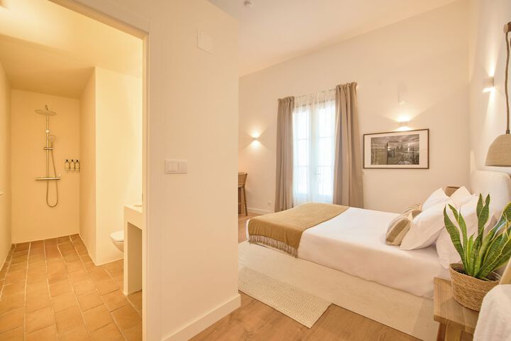 Room 40 of 67