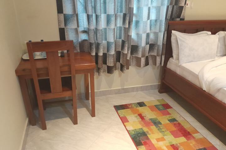 Room 4 of 65