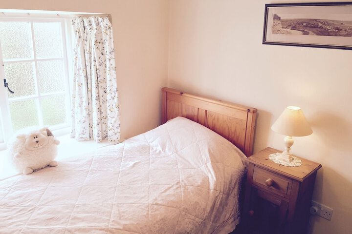 Room 13 of 44
