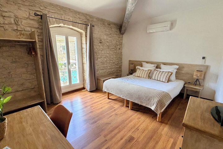 Room 14 of 49