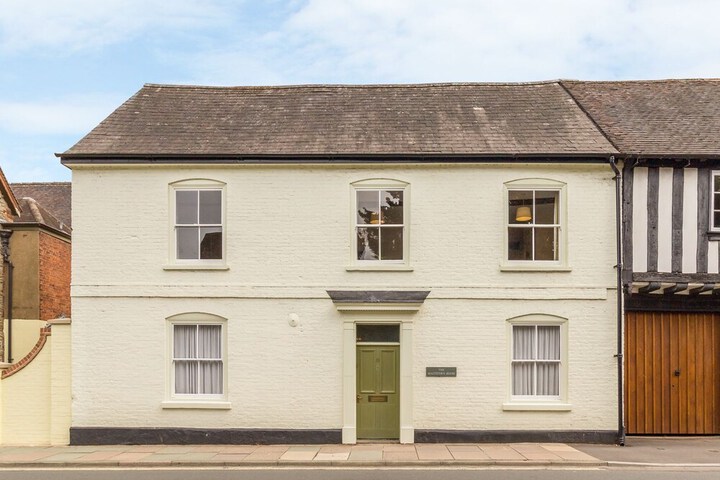 THE MALTSTERS HOUSE