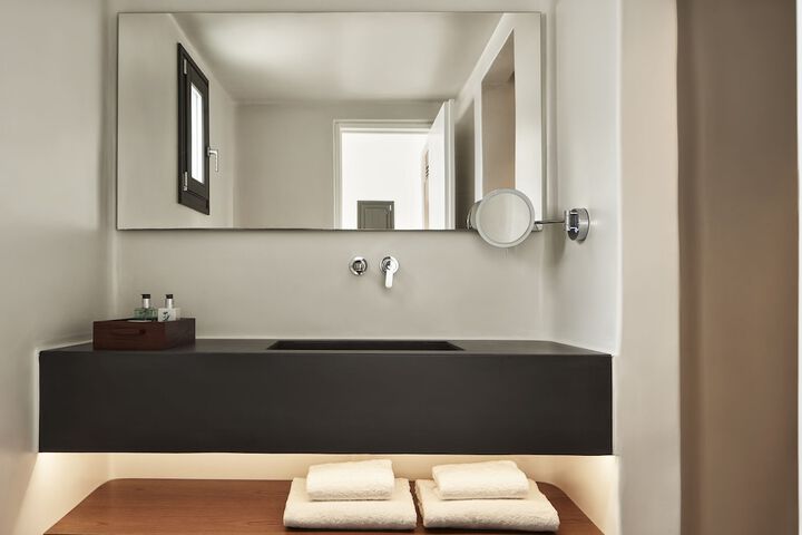 Room 30 of 58