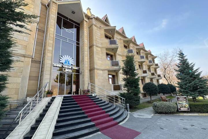 Qebele Yeddı Gozel Hotel