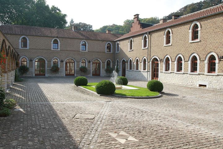 Hotel - Ferme du Chateau D'ahin in Huy