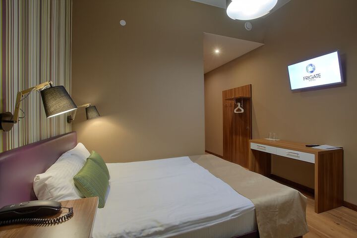 Room 17 of 52