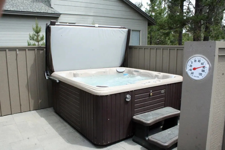 Pool 8 of 16