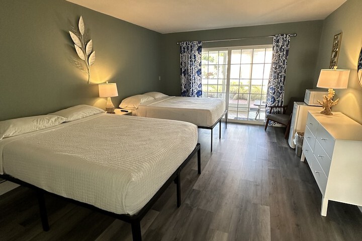 Room 3 of 46