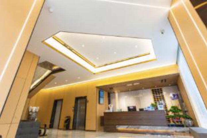 Luxi Star Wanyun Sunshine Hotel