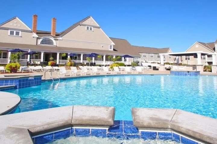 Pool 8 of 10