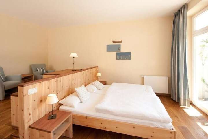 Room 10 of 71