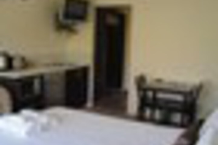 Room 17 of 111