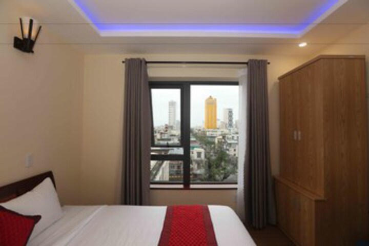 Room 13 of 34