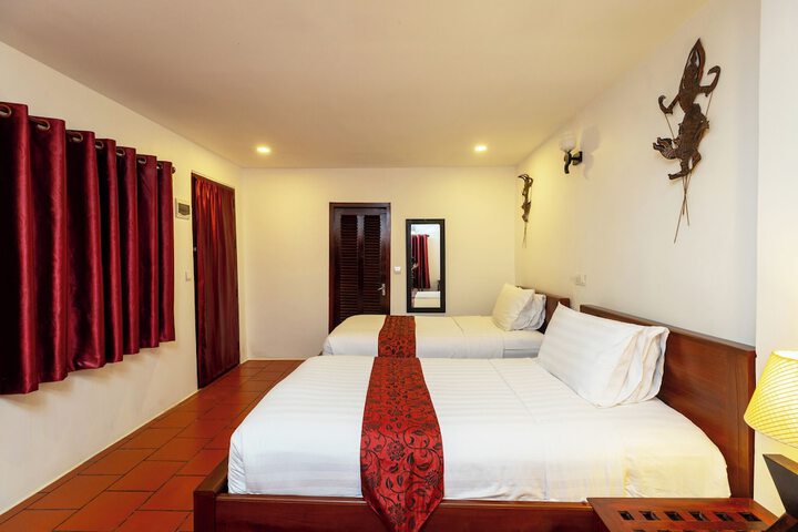 Room 5 of 75