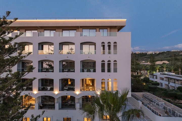 Hotel 185 of 190