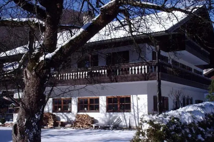 Image of GAESTEHAUS GUTZ