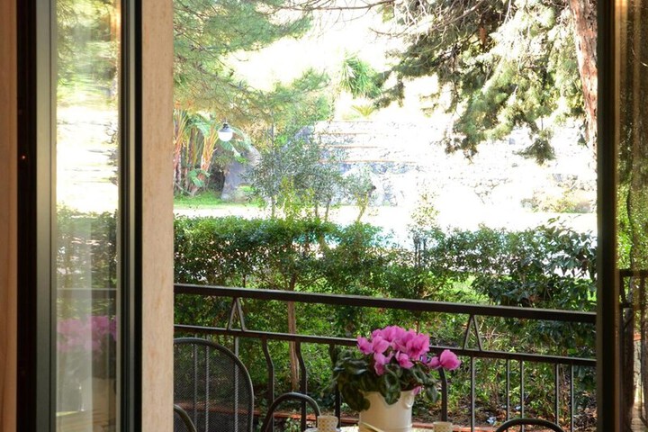 Terrace/Patio 21 of 40