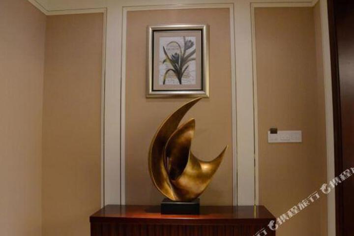 Kaitianlong Business Hotel