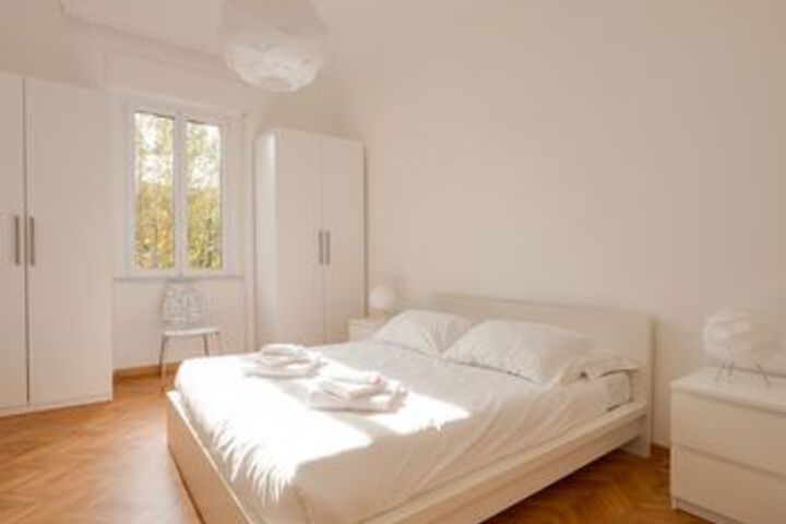 Room 6 of 21