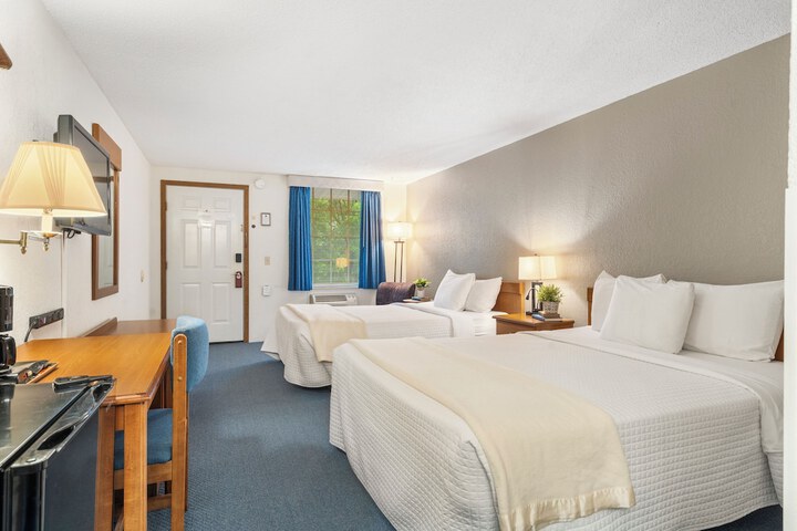 Room 15 of 40