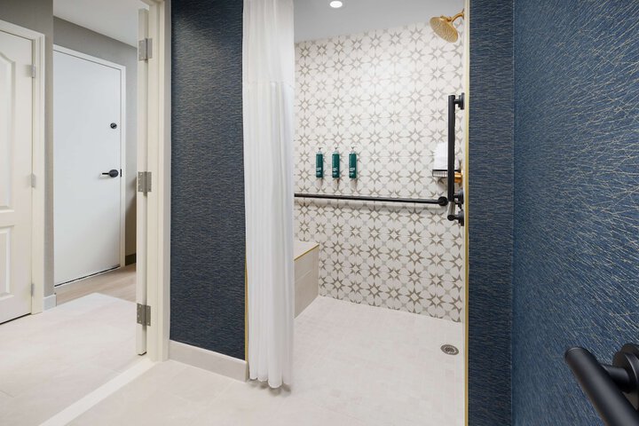 Bathroom shower