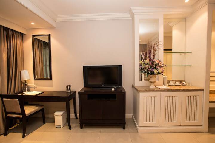Room amenity