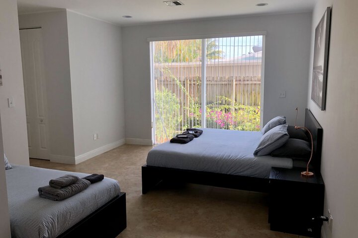 New Luxury Modern House Close To Everything in Fort Lauderdale, FL