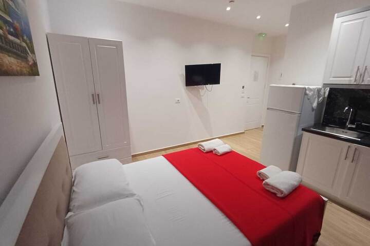 Room 18 of 65