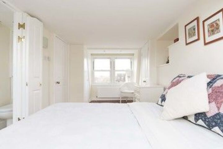 Room 15 of 65