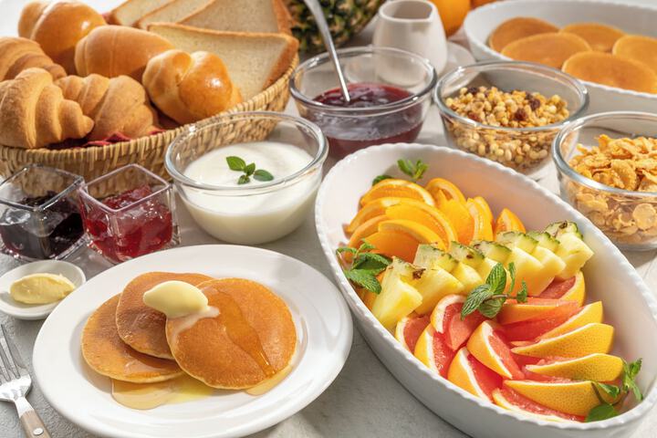 Breakfast buffet