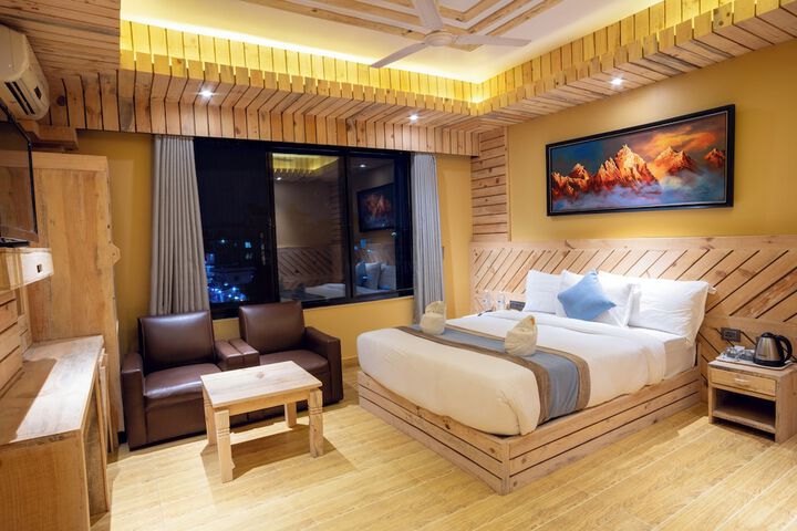 Room 21 of 93