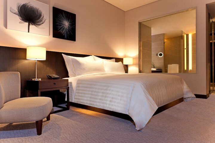 Room 34 of 117