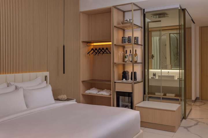 Room 30 of 265