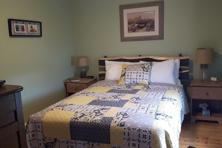 Room 2 of 44