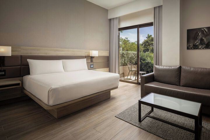 Hotel 86 of 87