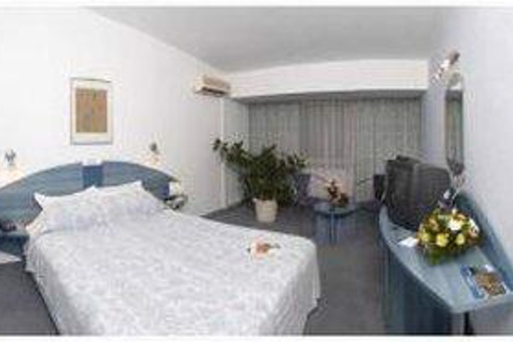 guest_rooms