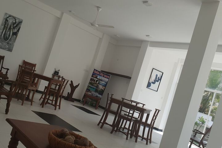 Room 18 of 36