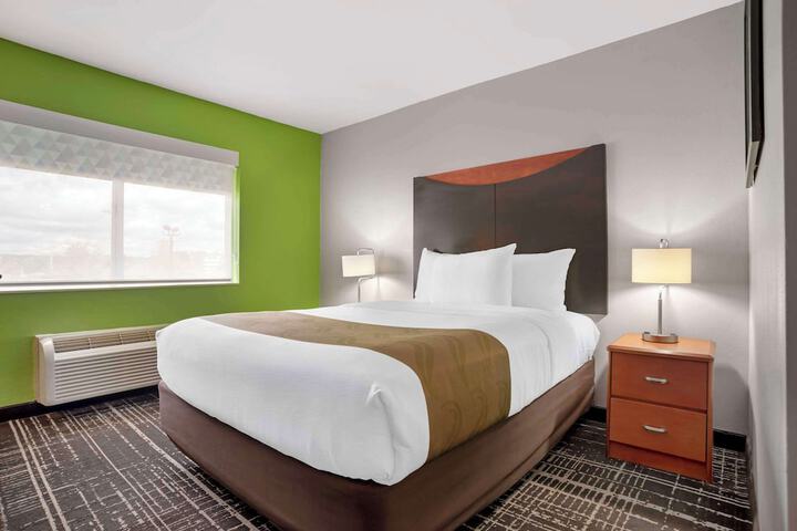 Double Bed (4 of 16)