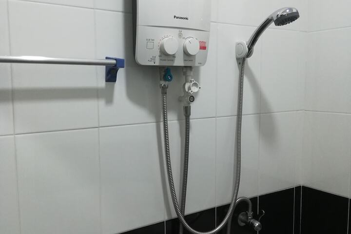 Room 17 of 25