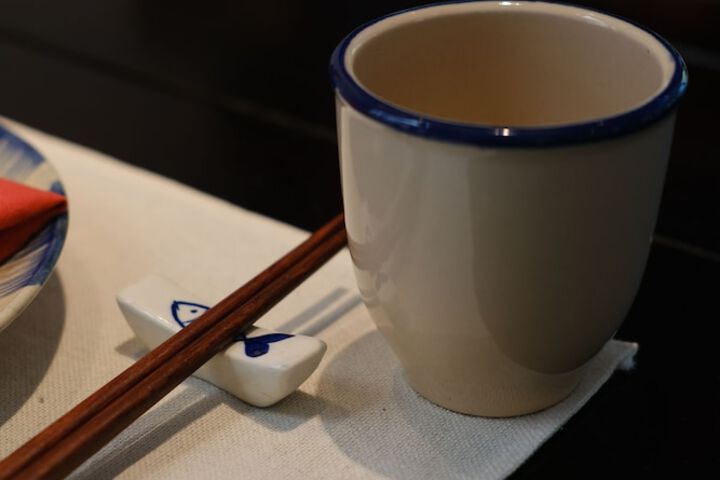 Dining 31 of 42