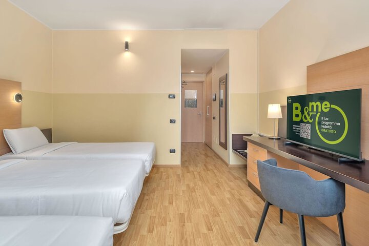 Room 11 of 31