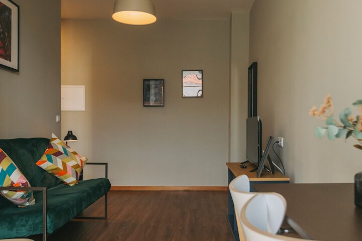 Room 52 of 91