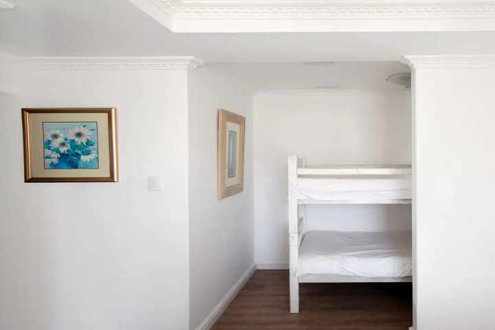 Room 5 of 21