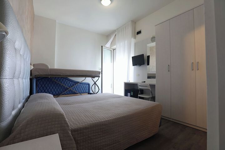 Room 7 of 47