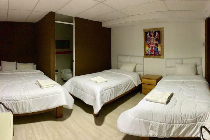 Room 21 of 50
