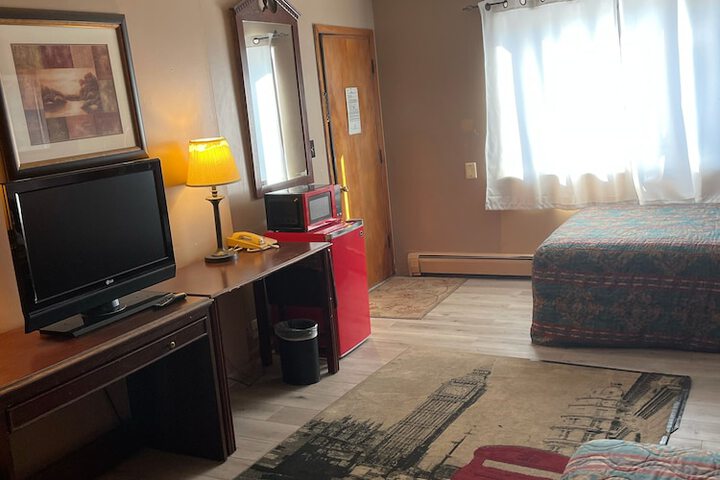 Room 3 of 17